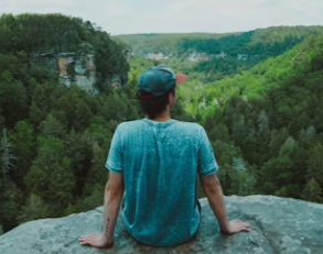 <em>Francisco L.</em>